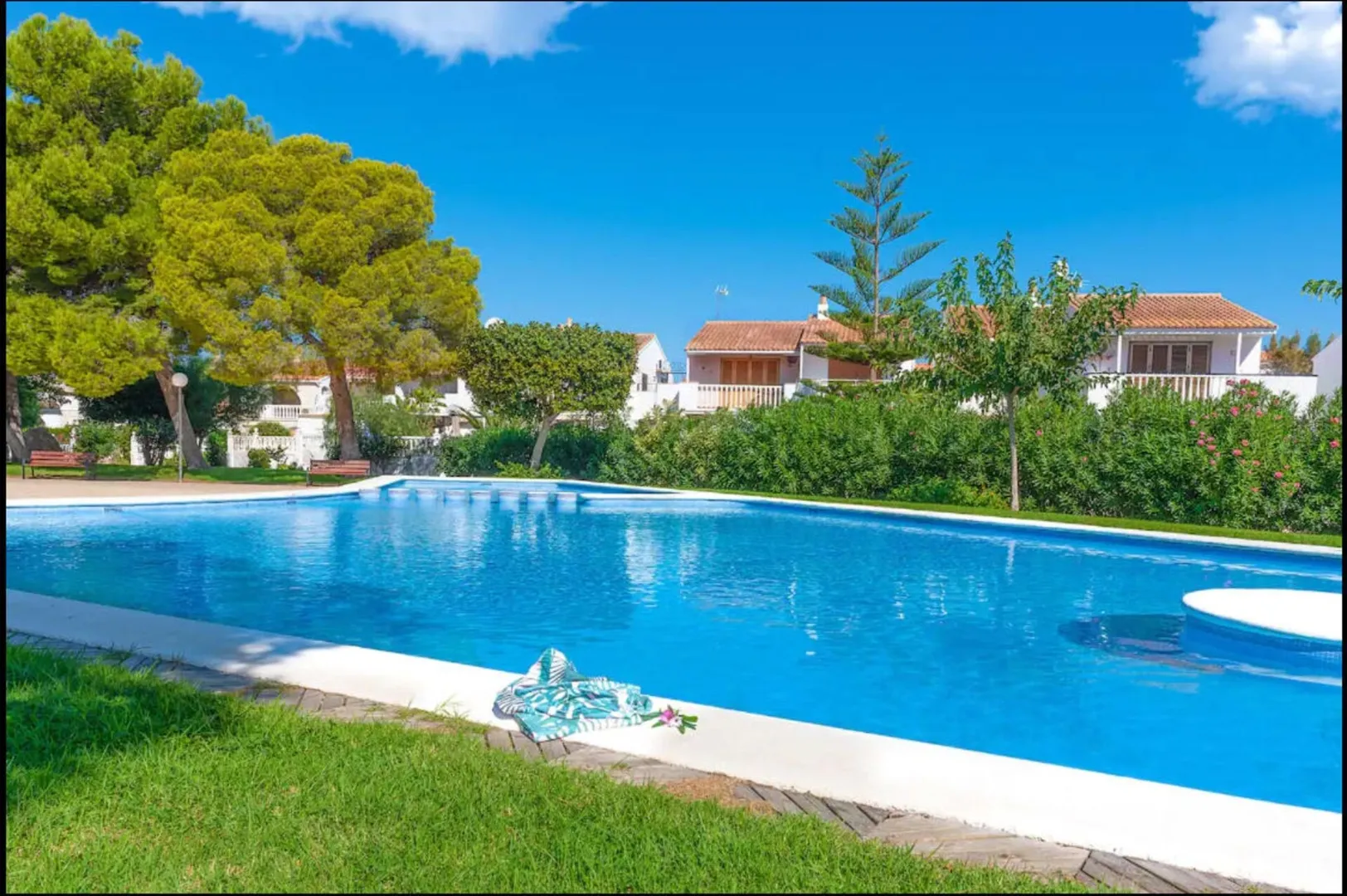 Apartamento top: vistas al mar, balcón y piscina — foto 17