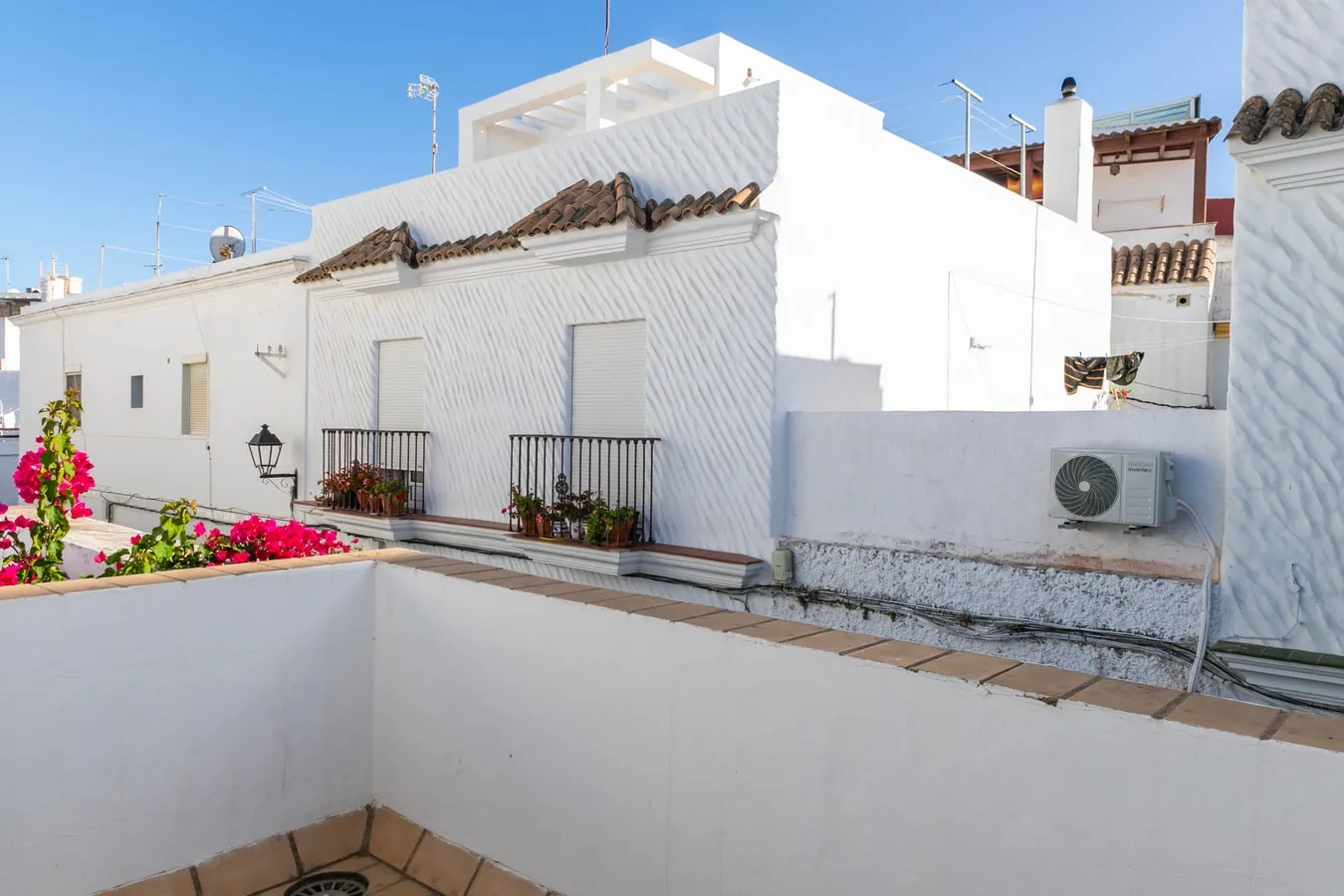 Casa Marinero: Patio andaluz en pleno Barbate — foto 26