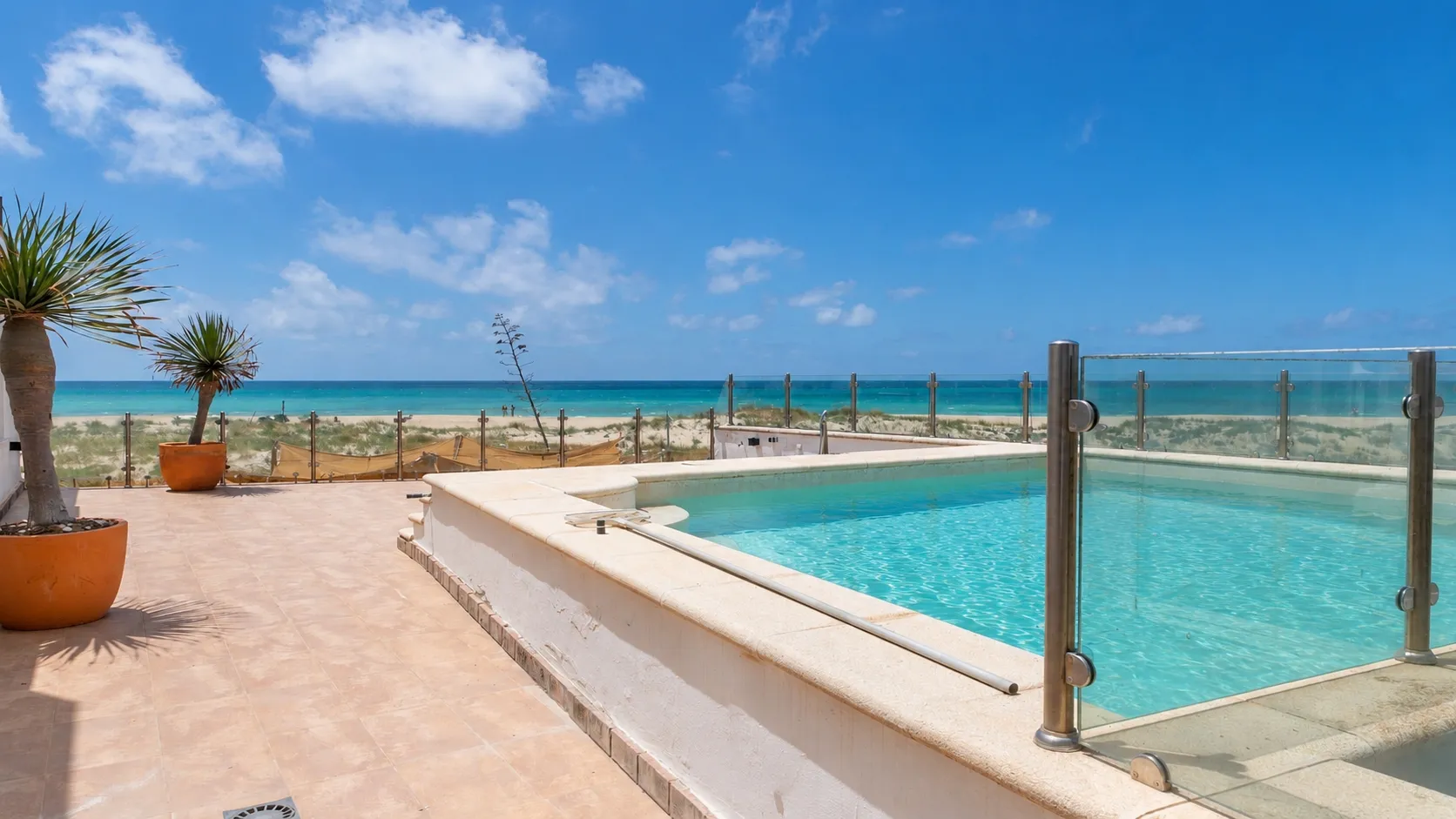 Wake up in Zahara: beach steps away — Zahara de los Atunes