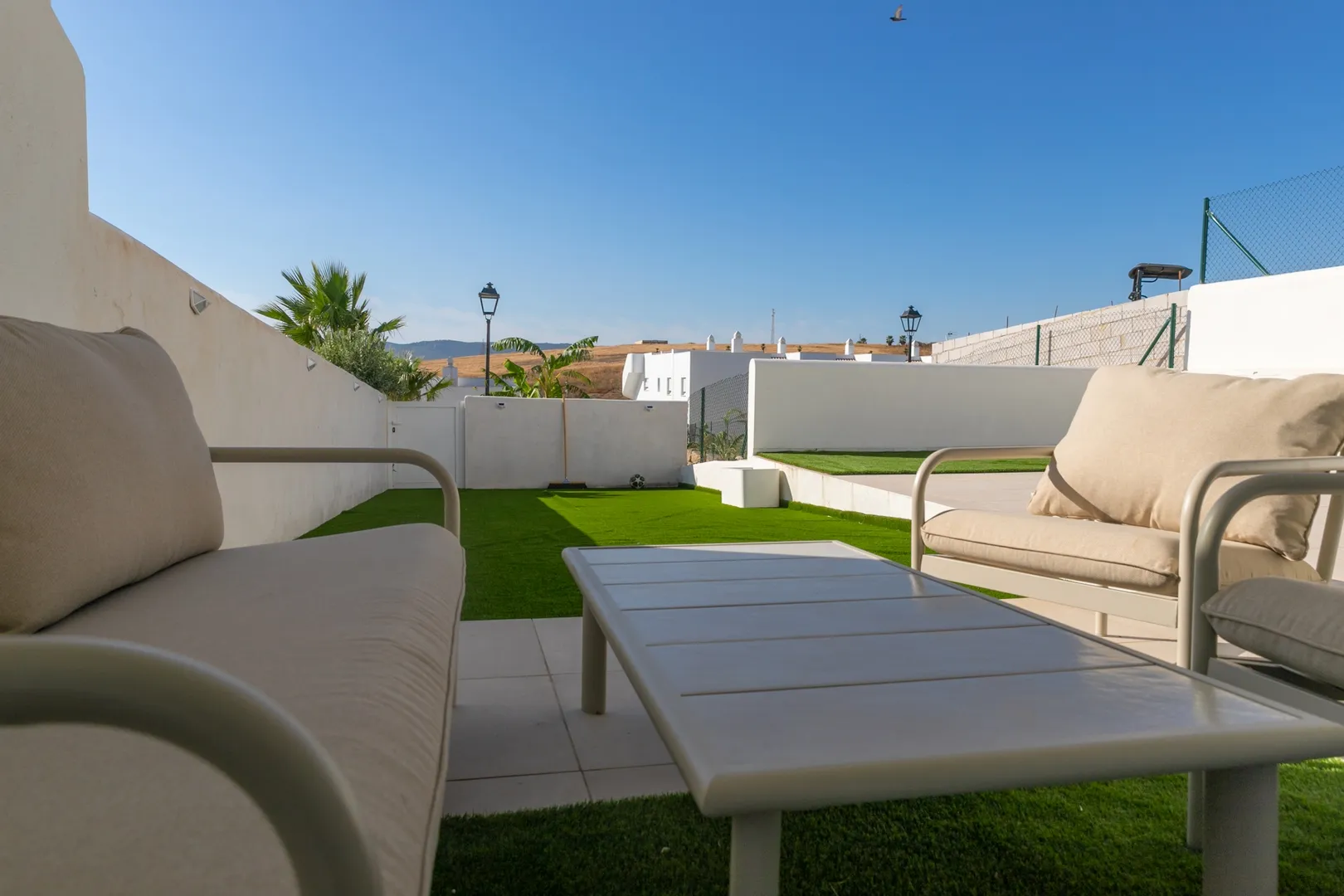 Terraza al sol y atardeceres en Atlanterra — foto 23
