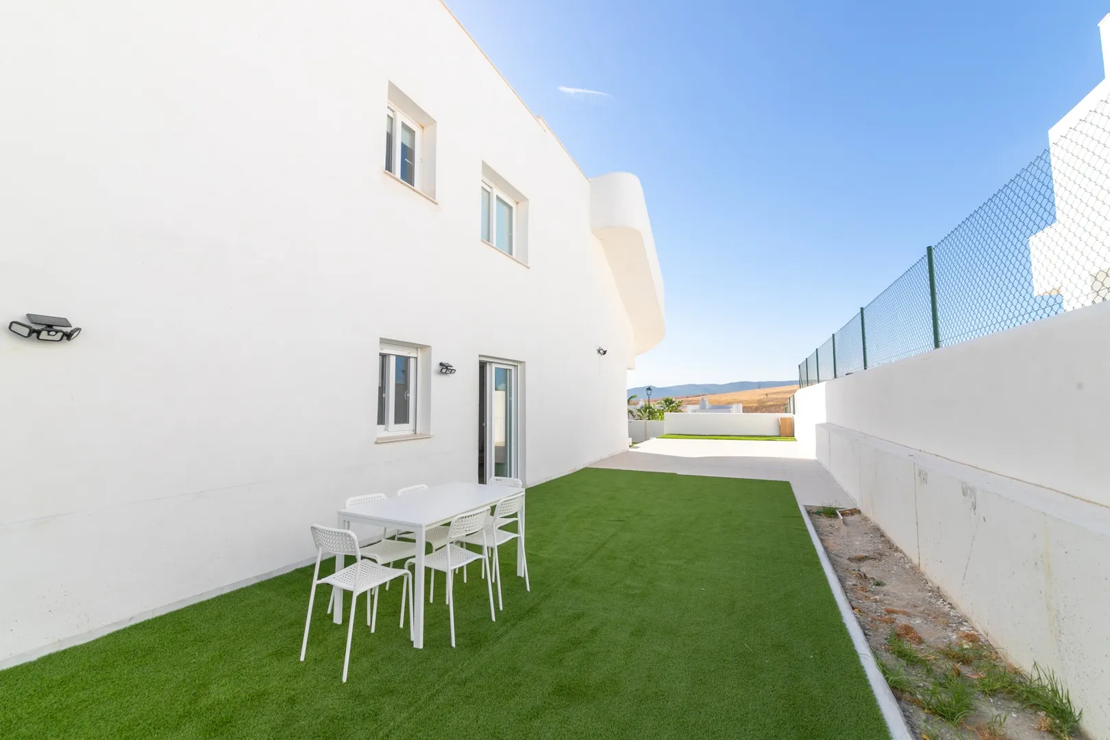 Terraza al sol y atardeceres en Atlanterra — foto 17