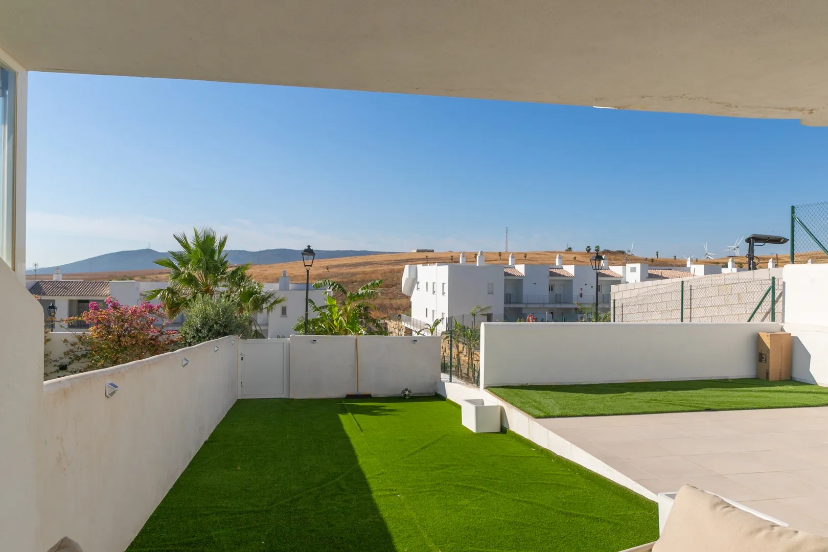Terraza al sol y atardeceres en Atlanterra — foto 24