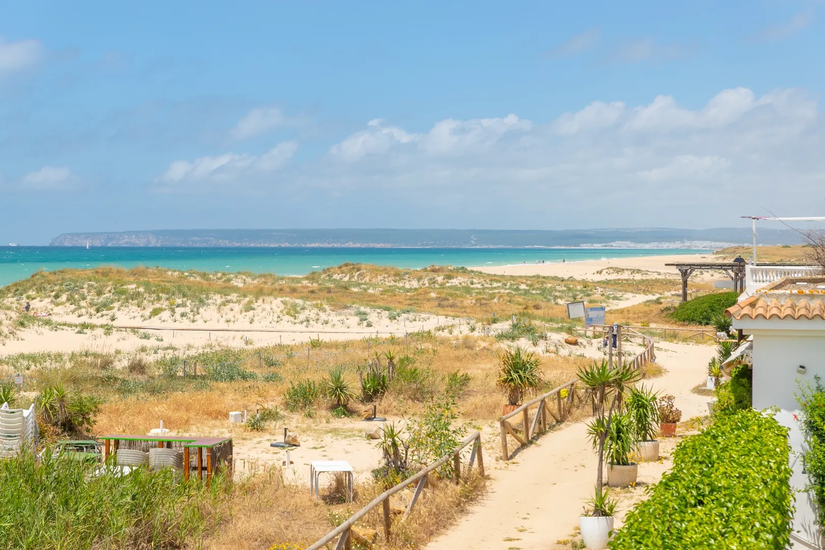 Wake up in Zahara: beach steps away — foto 9