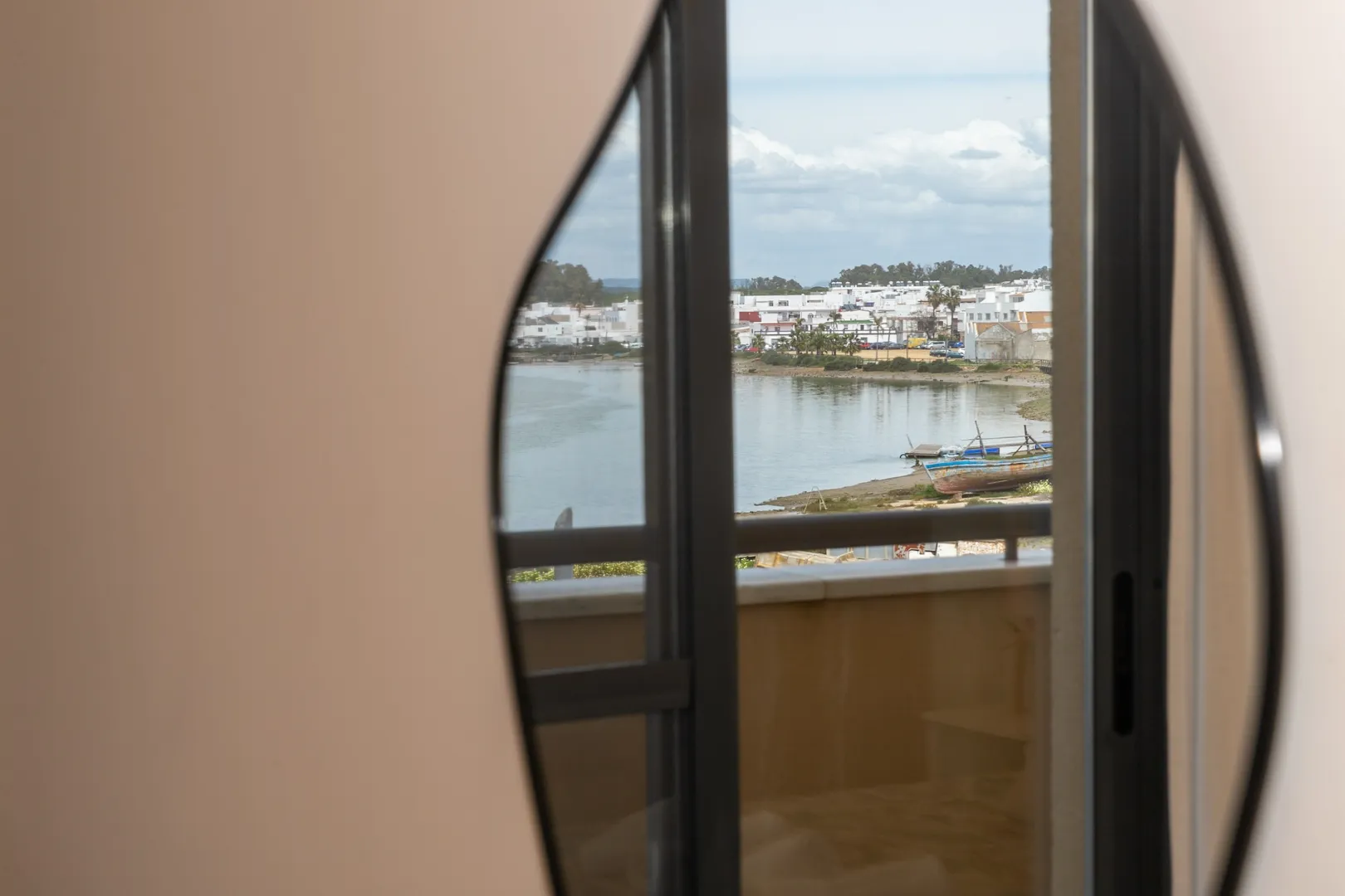 Piscina, garaje y encanto en Barbate — foto 19